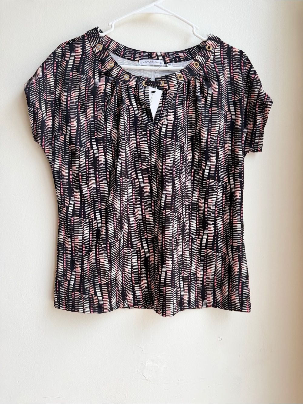 NOTATIONS Petite Blouse PM Black Pink White Abstract Cap Sleeve Embellished